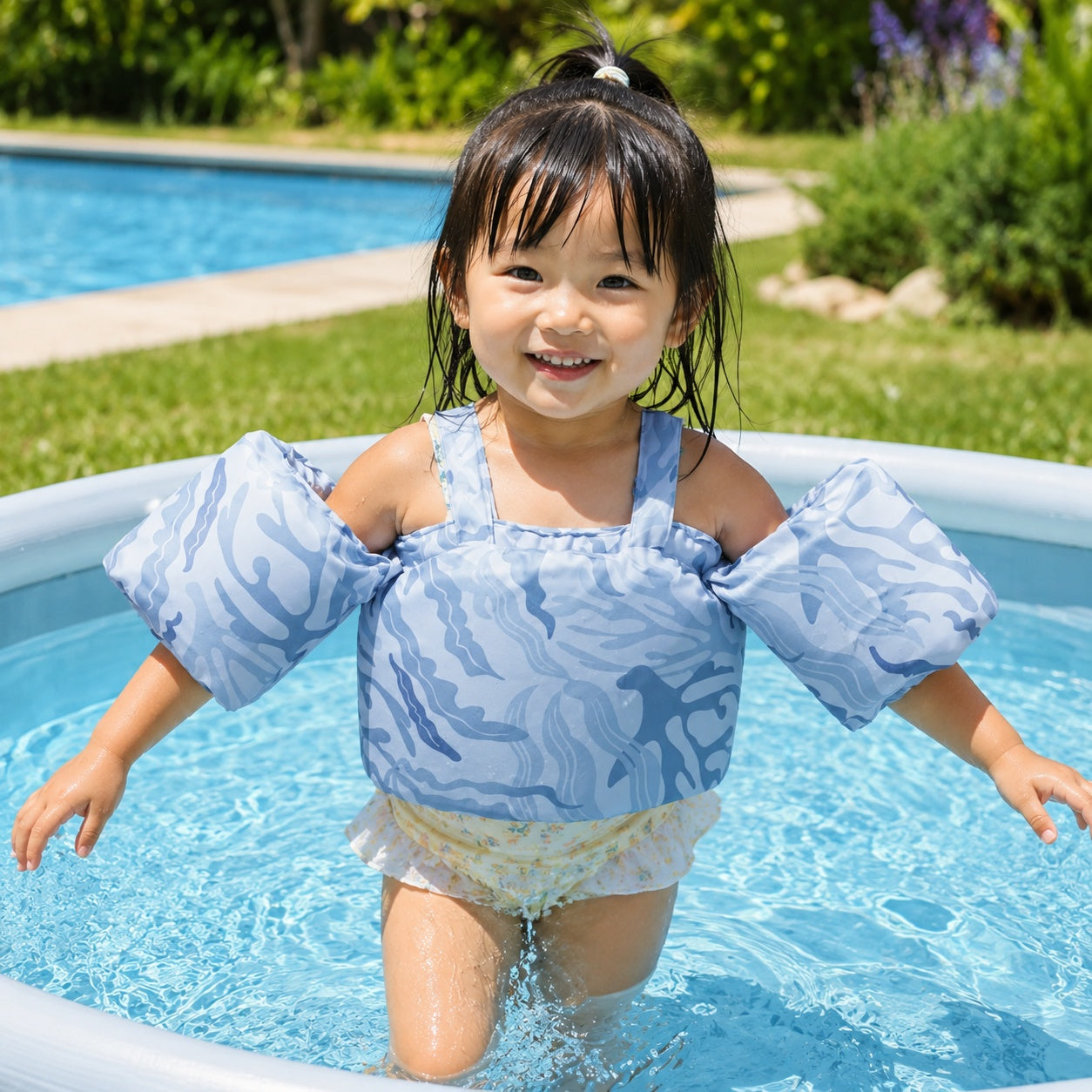aquawing kids-swim-vest-with-arm-bands 1
