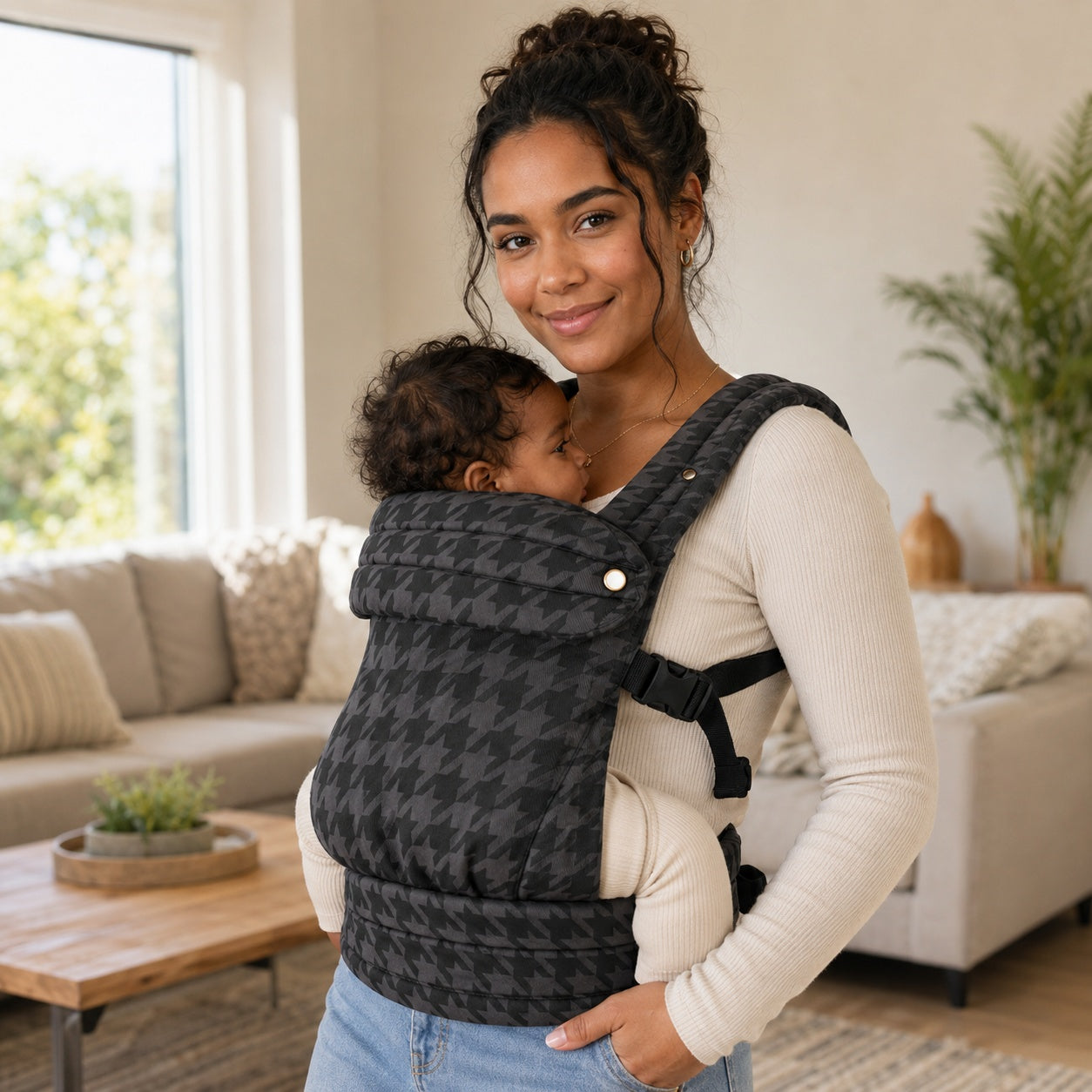 holdnest ergonomic-baby-carrier 1